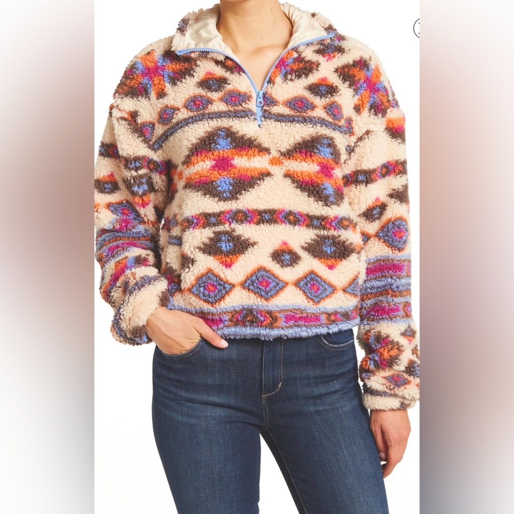 Fleece Pullover NWT 💟
